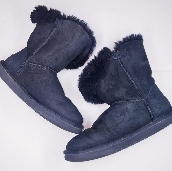 🌸UGG | Black Sherpa‎ Lined Boots 8 - Picture 1 of 7